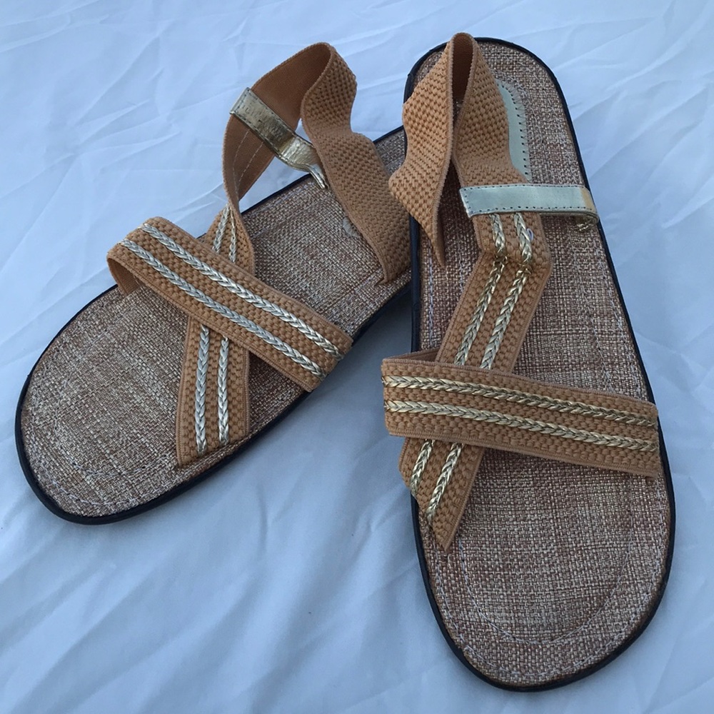 Sunny flip flops sandals Sz 39/7.5-8